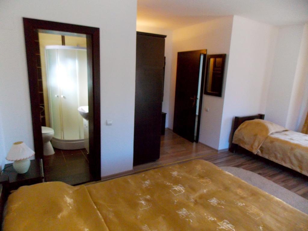 Casa Olteanu Pension Moieciu de Jos Esterno foto