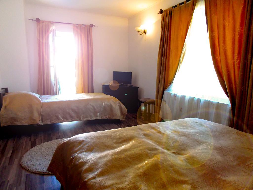 Casa Olteanu Pension Moieciu de Jos Esterno foto