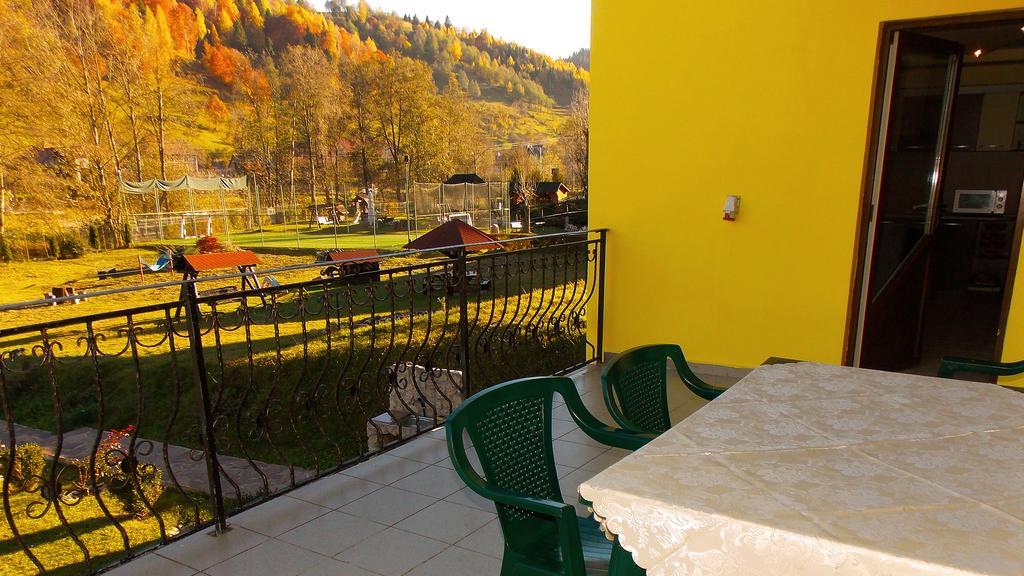 Casa Olteanu Pension Moieciu de Jos Esterno foto
